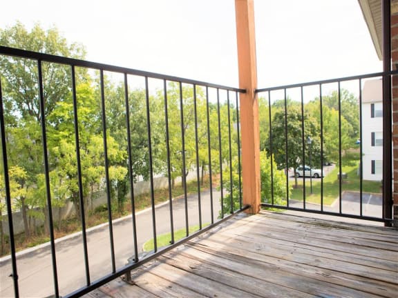 Patio at Bayside Apartment Homes, Hilliard, Ohio